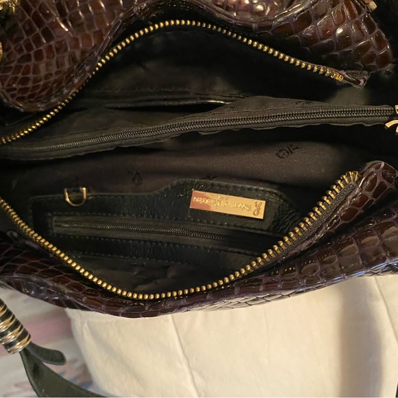 Roberta Di Camerino 100% leather Italian Croc-Embossed Burgundy Handbag - Picture 7 of 11